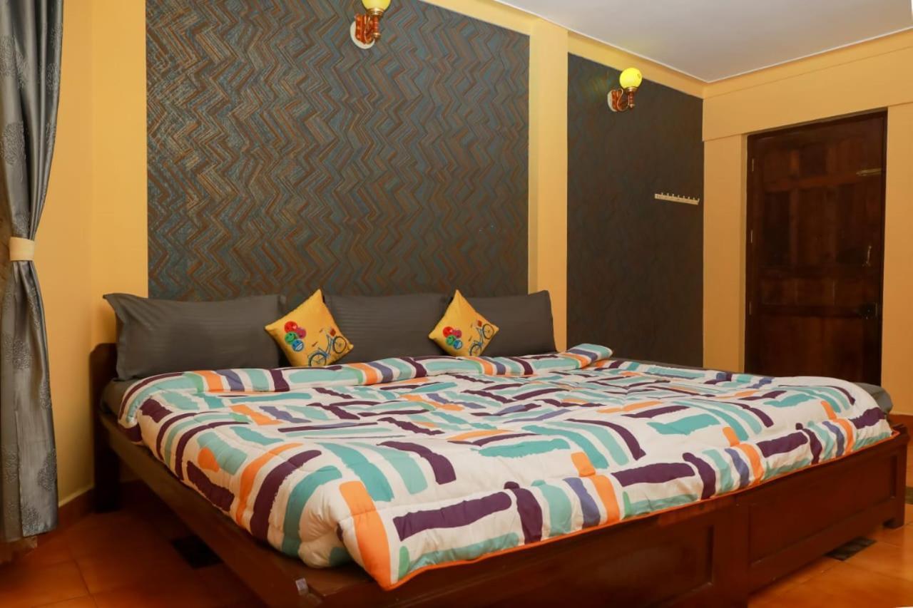 Bob Leisure Hotel อูตี ภายนอก รูปภาพ