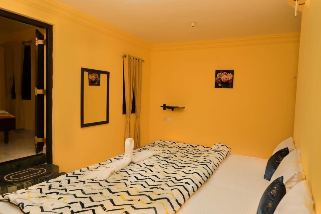Bob Leisure Hotel อูตี ภายนอก รูปภาพ